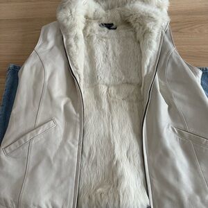 Women's white leather and rabbit fur hoodie vest, sleeveless jacket